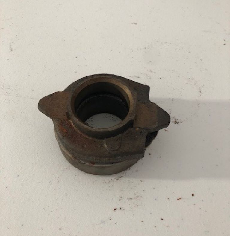 USED SINGLE CLUTCH RELEASE BEARING