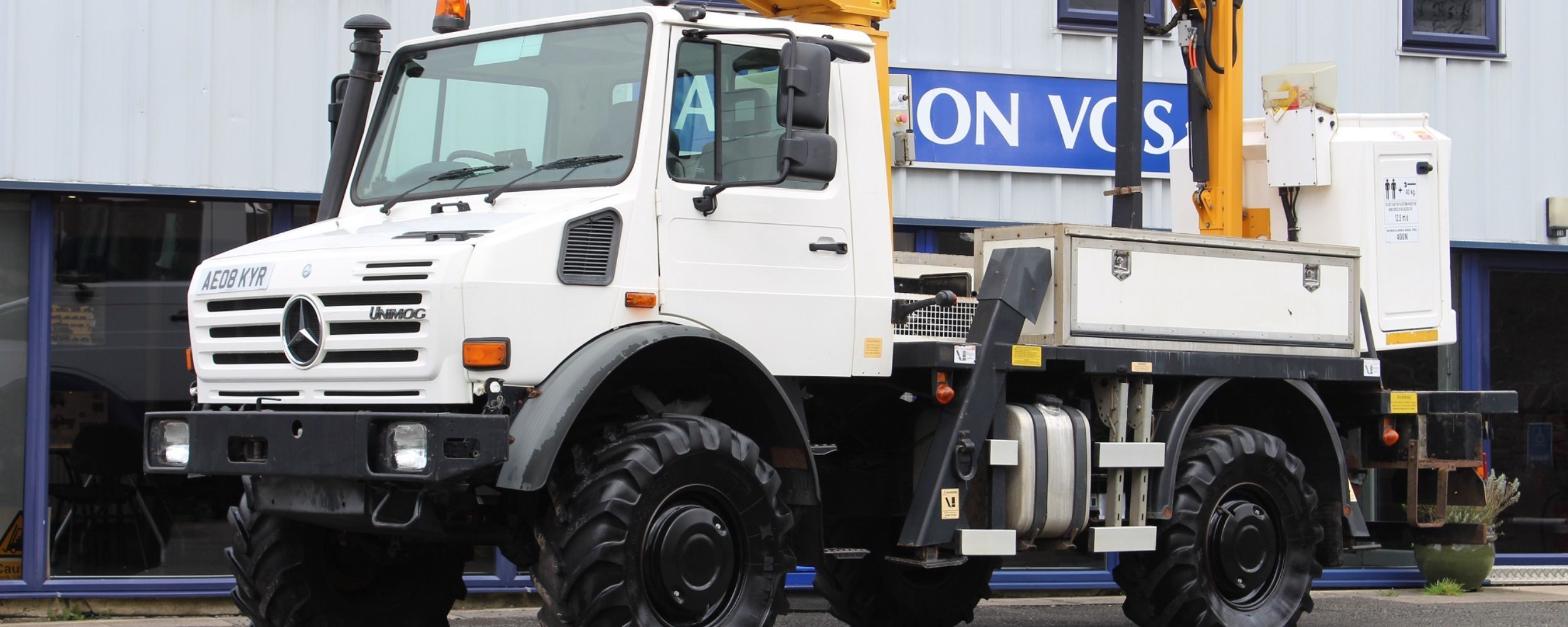 UHN U3000/4000