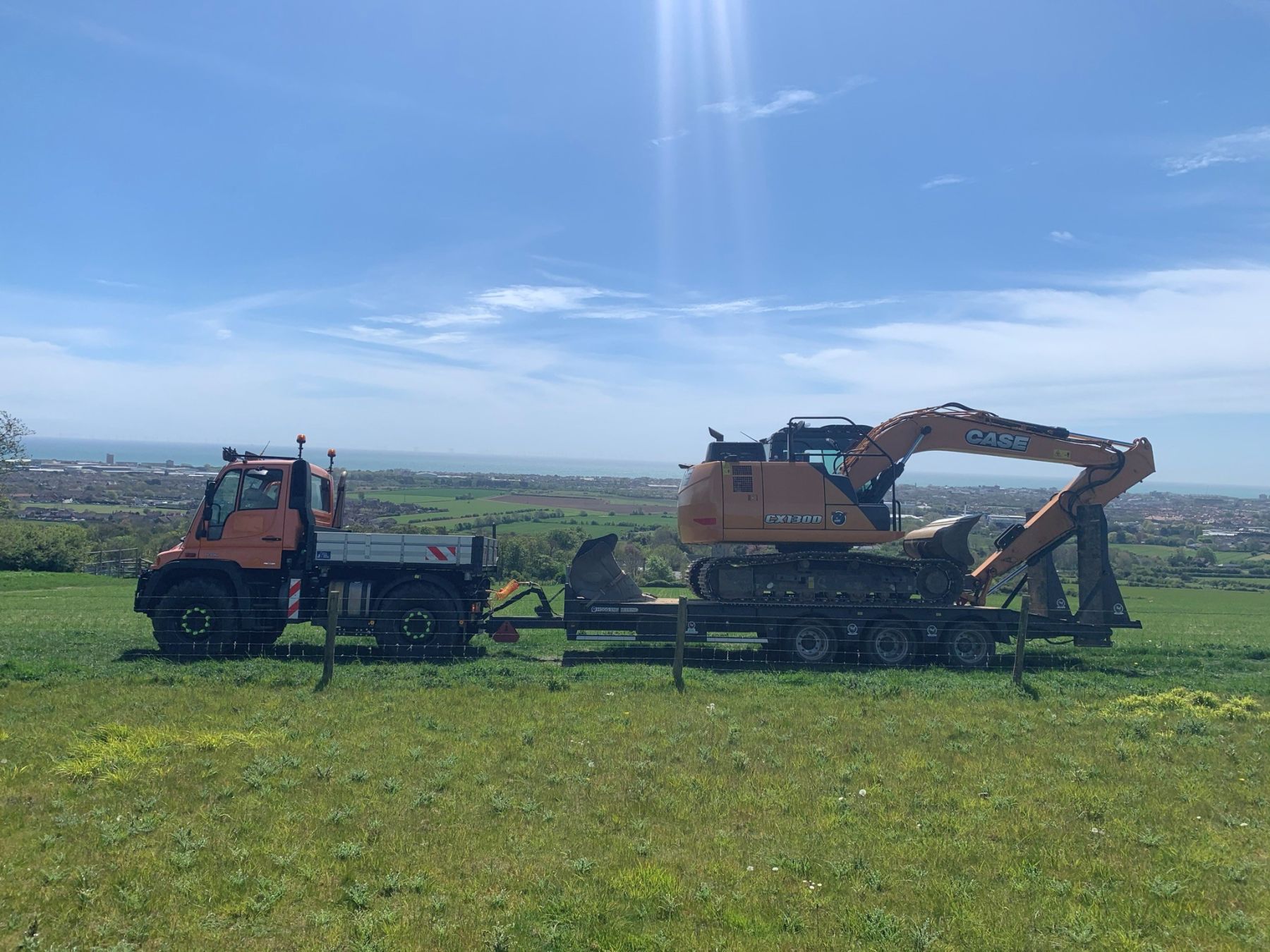 U400 FOR USE IN PLANT HIRE & FENCING BUSINESS