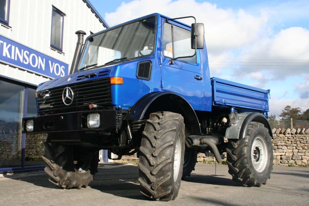 What a Bobby Dazzler!