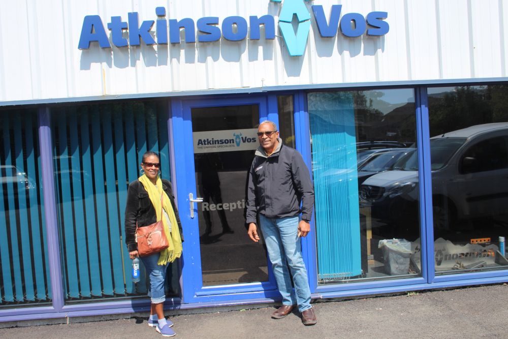 CUSTOMERS COME TO TOWN