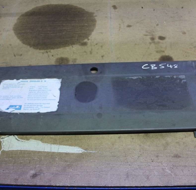 USED SBU GLOVEBOX LID GREY