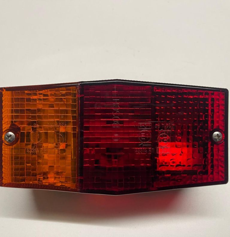 REAR LIGHT UNIT NEW OLD STOCK 424/427