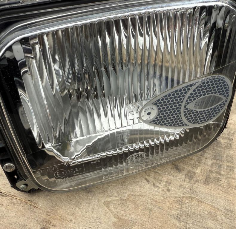 USED SBU LATER STYLE HEADLIGHTS