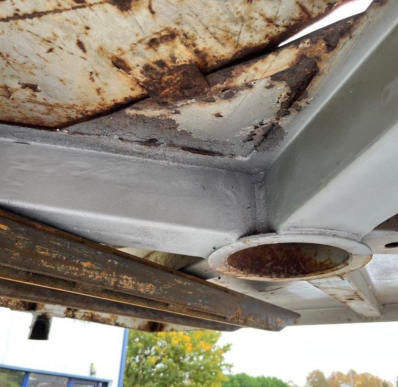 3 WAY TIPPING BODY 406-427