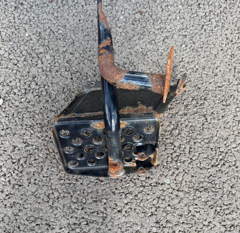 N/S TOP STEP SBU MODEL UNIMOGS