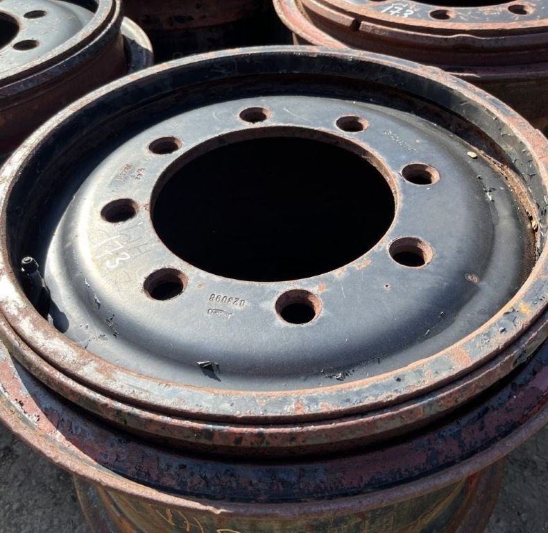 4X13X20 8 BOLT RIMS