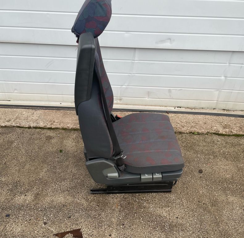USED ISRI SUSPENSION SBU RH SEAT