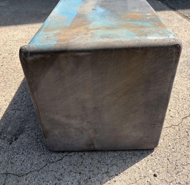 USED BATTERY BOX LID