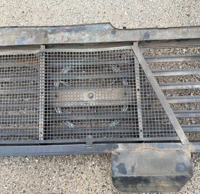 Used grille to suit U1200-U1700 models.