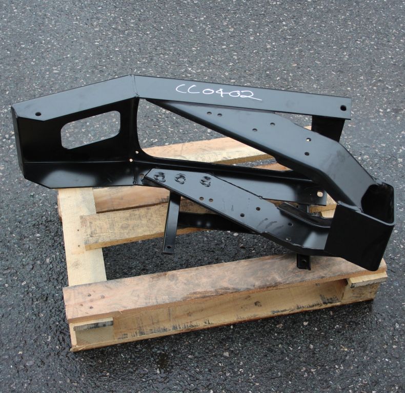 L/H BUMPER CORNER TO SUIT U1300-2450 425/437 MODEL