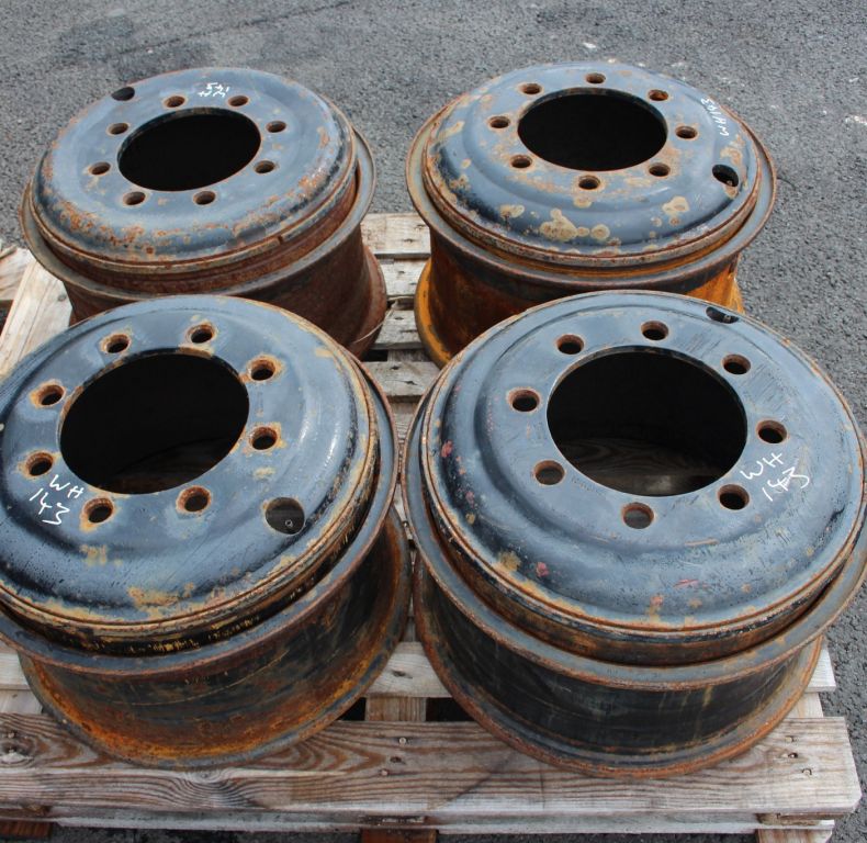 11X20" USED 8 BOLT RIMS X4