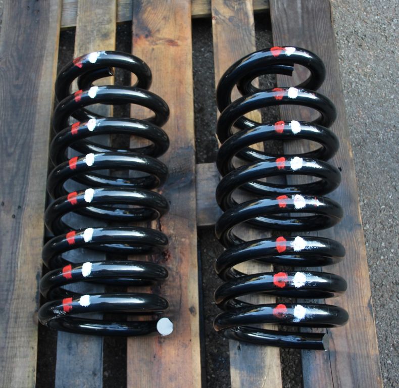 AV REAR HEAVY DUTY SPRINGS 435/437