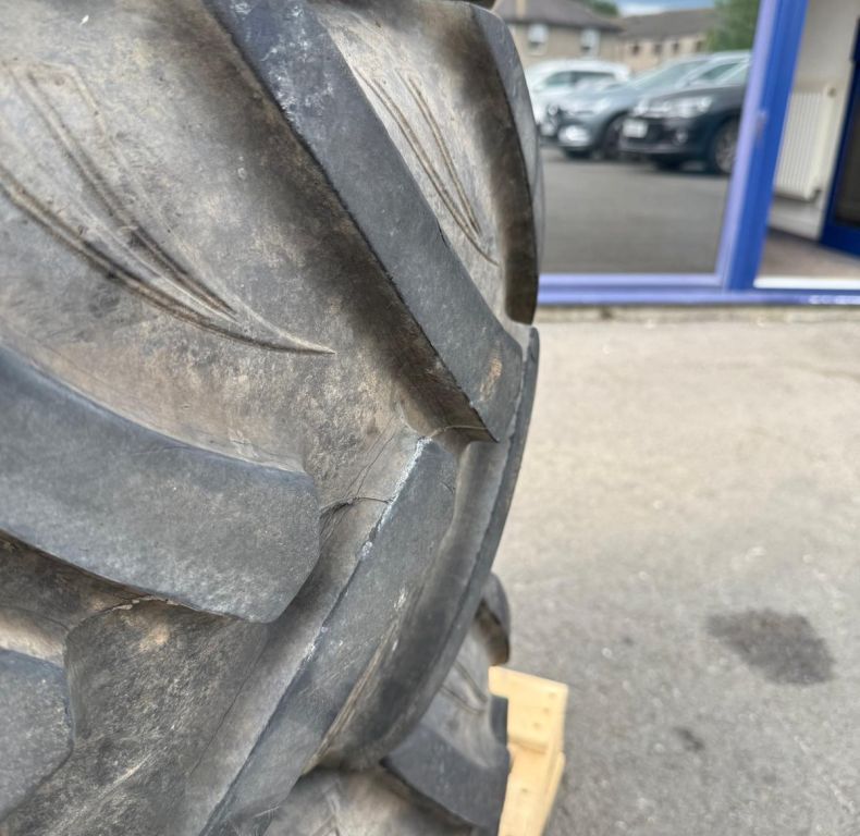 405/70R20 BKT MULTIMAX x4