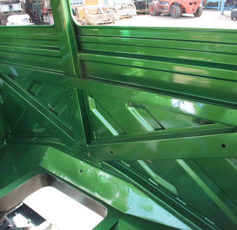 REFURBISHED HIGH TOP CAB