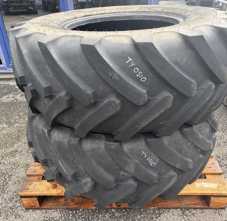 445/70R24 CONTINENTAL X2