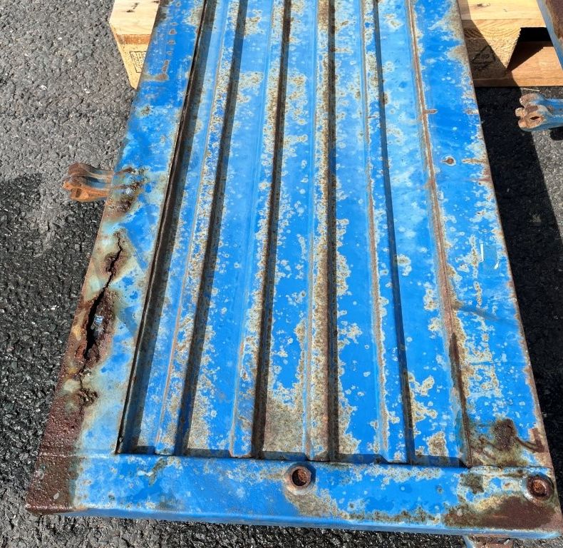 USED SIDES & TAILGATE 425/437