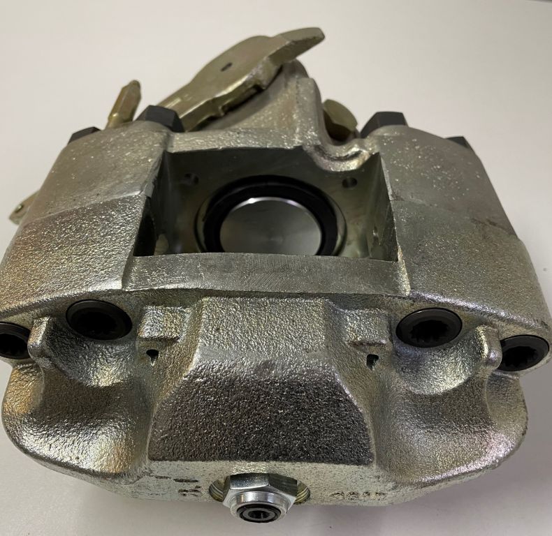 NEW REAR BRAKE CALIPER FOR LATE 6 BOLT AXLES