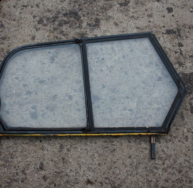 USED RIGHT HAND DOOR TOP 406 416 SOFT TOP CAB