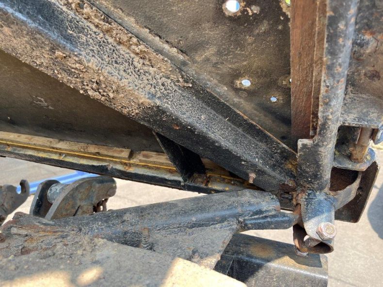 USED REAR BODY 406-427