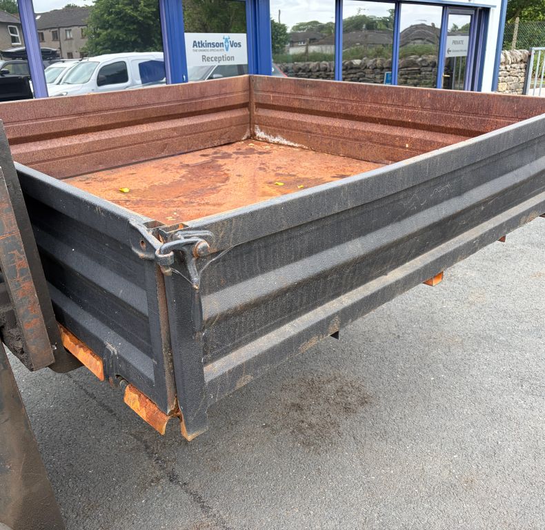 SWB BODY U900-1600