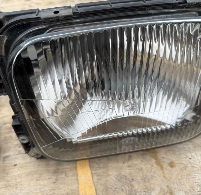 USED SBU LATER STYLE HEADLIGHTS