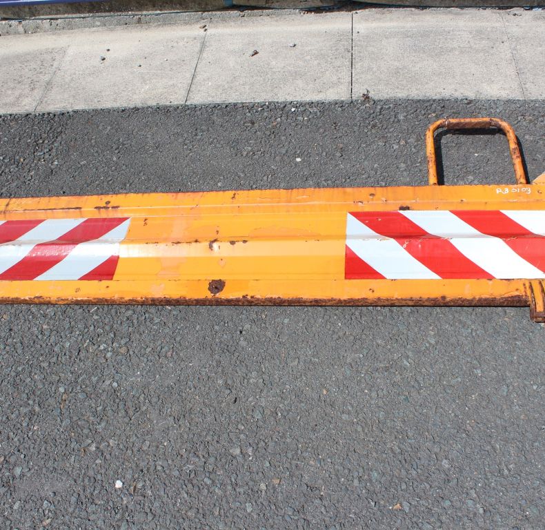 USED TAILGATE U1250,1450 & 1650