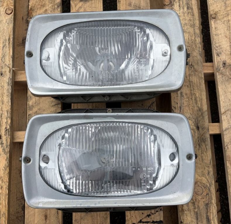 SBU HEADLIGHTS PAIR