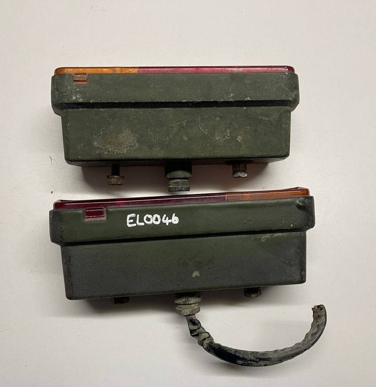 USED PAIR OF REAR LIGHT UNIT U1300L MILITARY STYLE