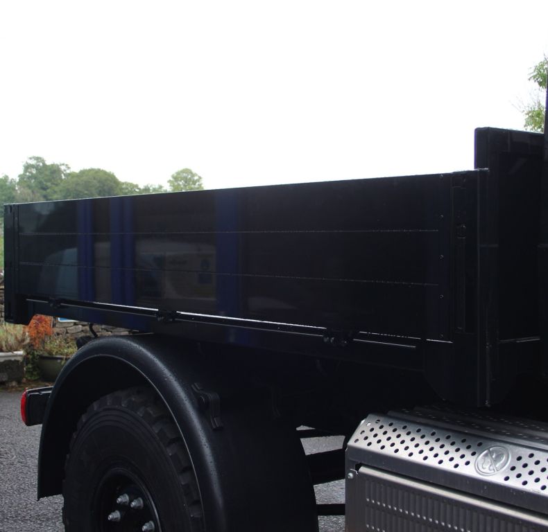 NEW DOKA UNIMOG BODY