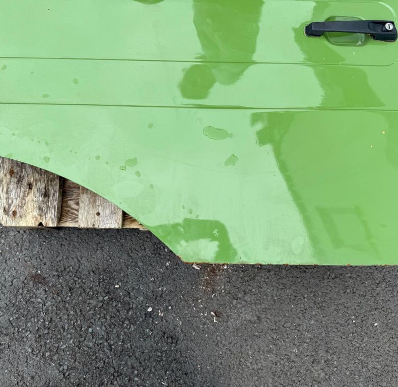 USED LEFT HAND NEARSIDE DOOR 424-437 SBU