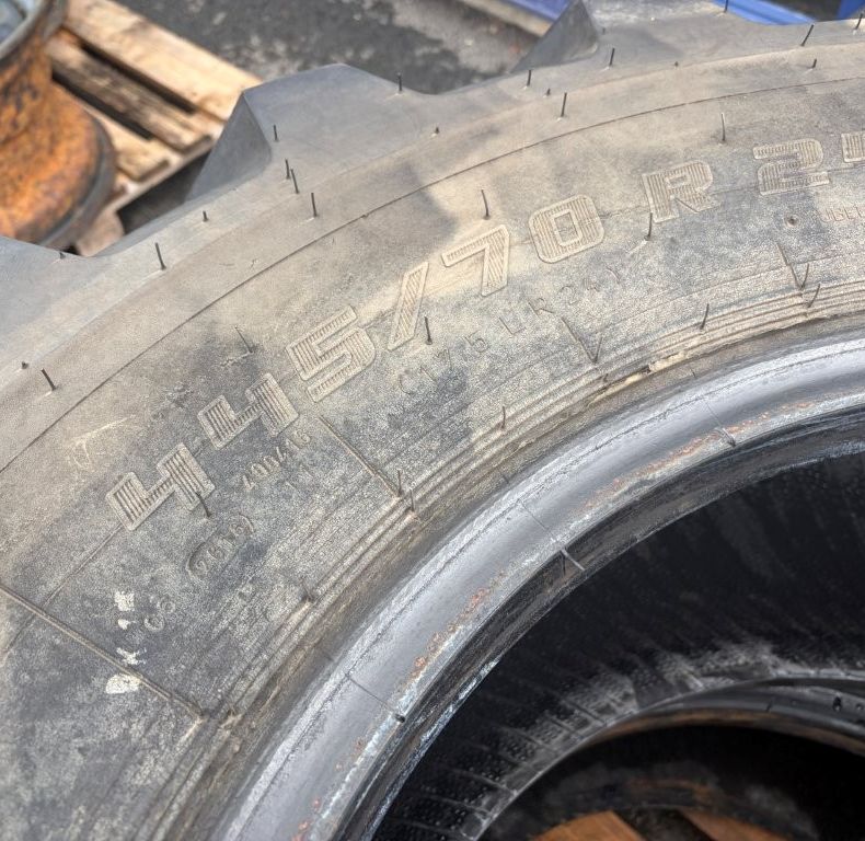 445/70R24 CONTINENTAL X2