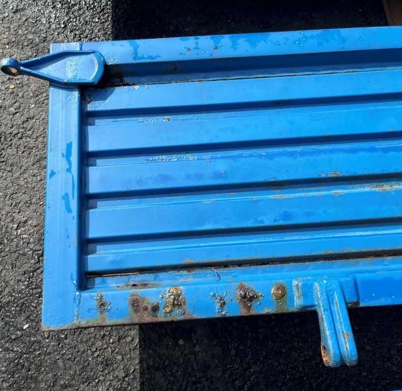 USED SIDES & TAILGATE 425/437