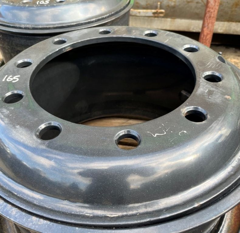 10 bolt 10x20 split rim tube type