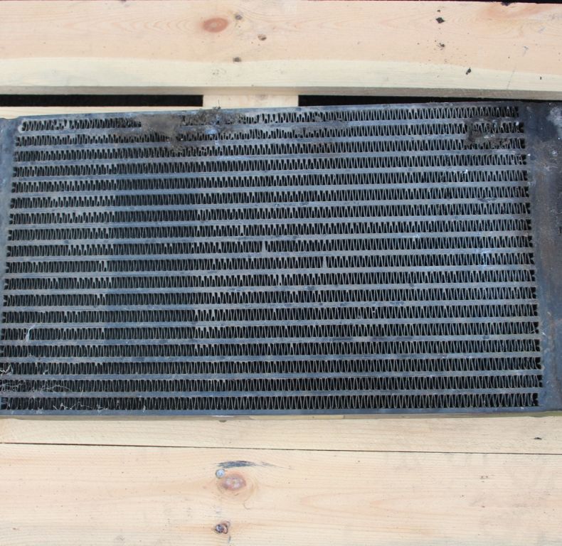 HYD OIL COOLER UGN