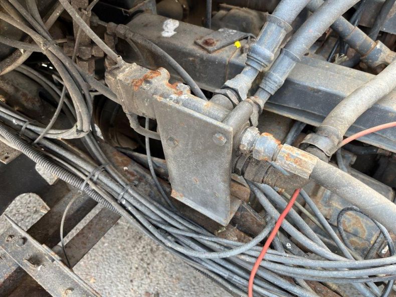 HYDRAULIC TRAILER BRAKING KIT