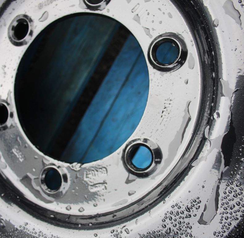 REFURBISHED WIDE TRACK 11X20" WHEEL RIMS