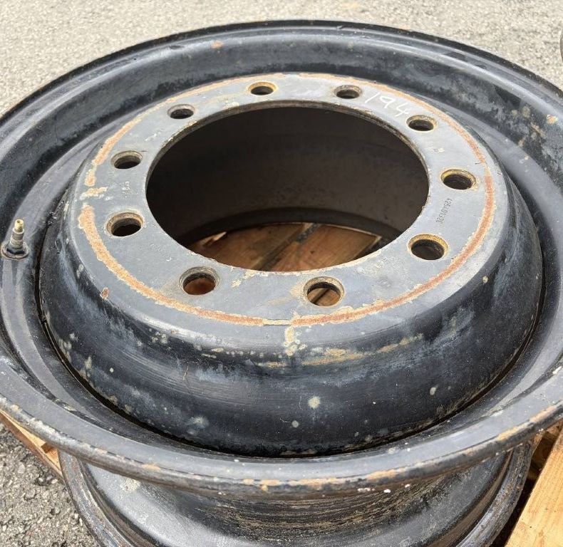 13x24" RIMS 10 BOLT X4