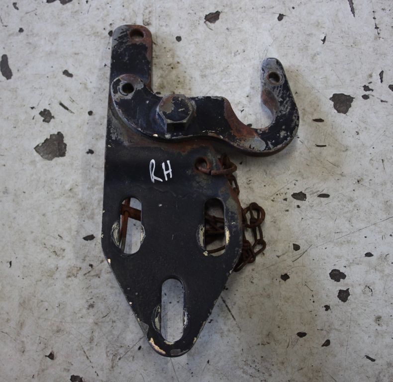 CAB TILT BRACKETS U2100-2450