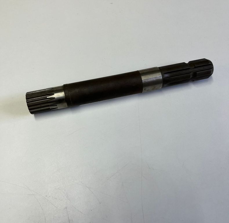 FRONT PTO STUB SHAFT 18 SPLINE