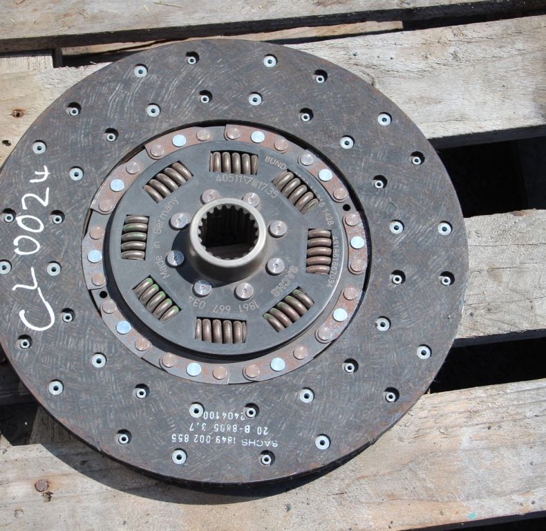SINGLE CLUTCH 330MM U1300L USED LOW KMS