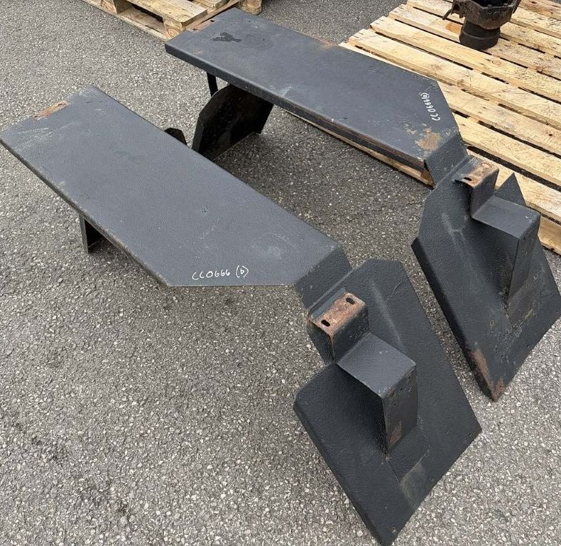 REAR MUDGUARDS U900-1600