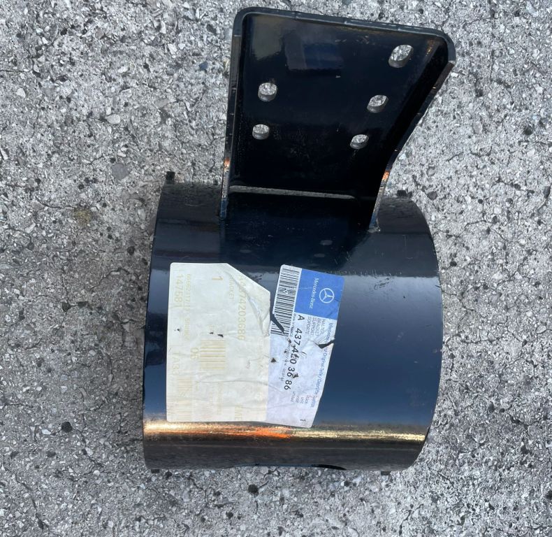 AIR TANK BRACKET A4374203686