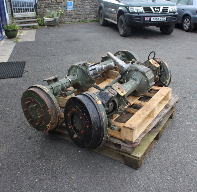 USED LOW KMS 406/416 DRUM BRAKE AXLES