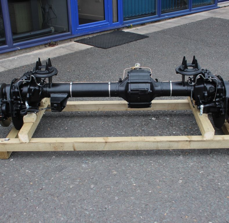 REWORKED FRONT AXLE FOR UNIMOG U1300L 435 115