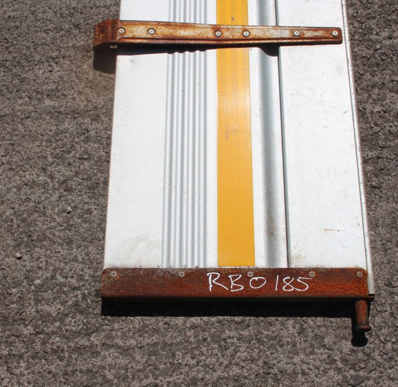 PAIR USED SIDES SWB U400