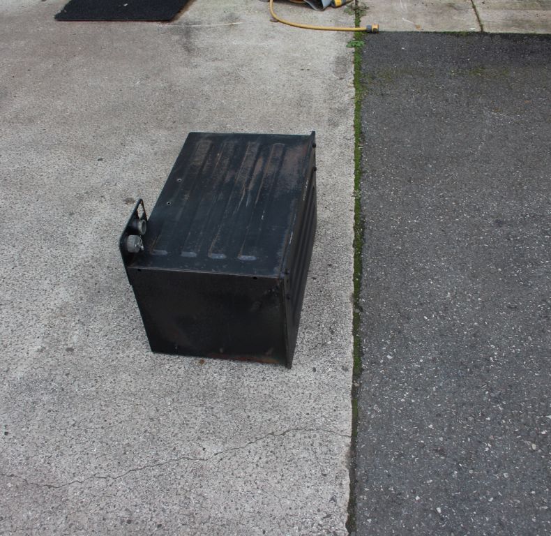 USED BATTERY BOX SBU UNIMOGS