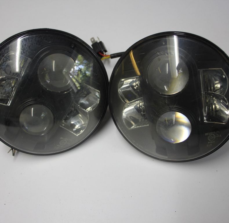 USED 7" LED HEADLIGHTS