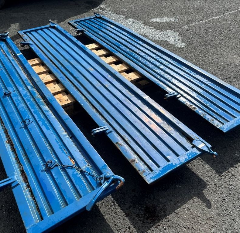 USED SIDES & TAILGATE 425/437
