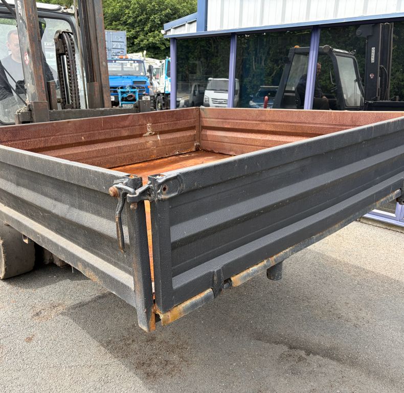 SWB BODY U900-1600